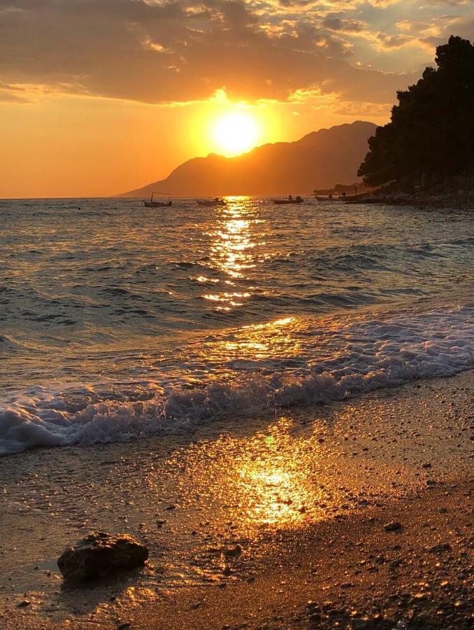 Villa Astra Brela Εξωτερικό φωτογραφία
