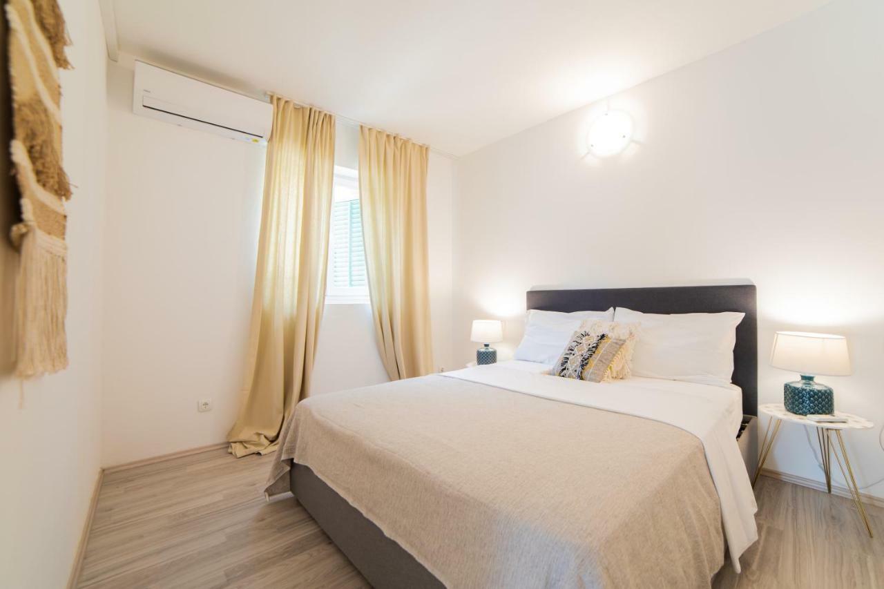 Villa Astra Brela Εξωτερικό φωτογραφία